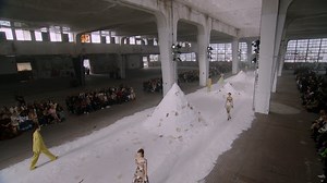 31K views · 498 reactions | The Antonio Marras Spring Summer 2026 Fashion Show unfolds with scattered flowers, ruffles, drapes and pleats. Lines overlap, sometimes fluid and sensual, sometimes androgynous and magnetic. Discover the SS26 Fashion Show: https://bit.ly/SS26FashionShow #AntonioMarras #AntonioMarrasSS26 | Antonio Marras | Facebook