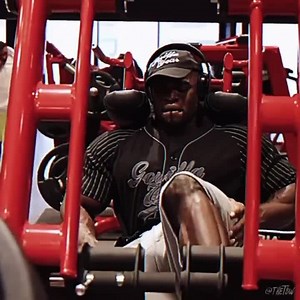 69K views · 8K reactions | Repost from @brandon__curry Edit: @thetbw @mrolympiallc @ifbb_pro_league #mrolympia #brandoncurry #ifbbproleague | Mr. Olympia LLC | Facebook