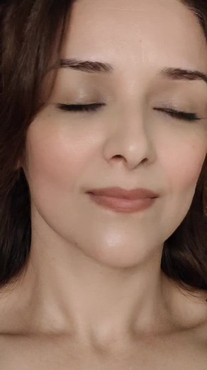 Close-Up Beauty: A Study of Smooth Skin and Elegance