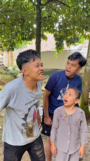 Gosok gigi kuning malah jadi gigi berwarna