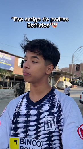 Pobrecito 😭 #viral #humor #amigos | push push push push