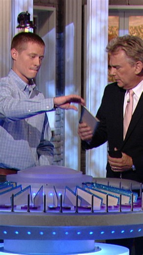 It's time for a Bonus Round! Wheel of Fortune with Pat Sajak and Vanna White, Weekdays at 1p | Game Show Network