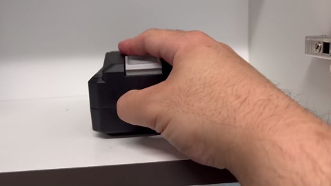 Landworks Ice Auger Power Head w/Steel 8"x39" Bit Heavy Duty Eco-Friendly Electric Cordless Lithium-Ion Battery & Charger for Ice Burrowing/Drilling & Ice Fishing (Ice Auger 8" Set)