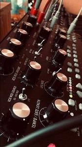 Creating Futuristic Organic Fast Synth Sounds | Moog Mother-32