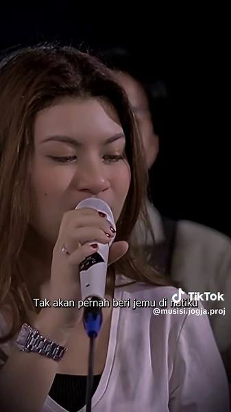 Musisi Jogja: Menyuguhi Melodi yang Menawan