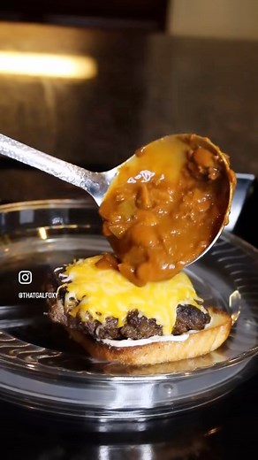 Thatgalfoxy x Foxy Burgers | Thatgalfoxy