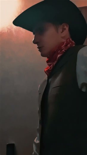 gunslinger training #gunspinning#gunslinger #fastdraw #gunskills #billythekid #cowboyaction #hero