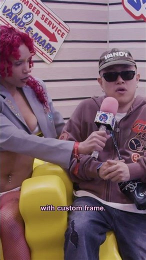 Vandy the Pink's Burger Car?! 🍔🚗 Stripper News at ComplexCon