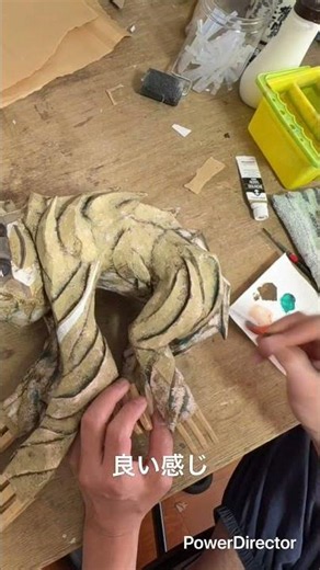 段ボールナマケモノを綺麗に仕上げていくよ！ #段ボール #ハンドメイド