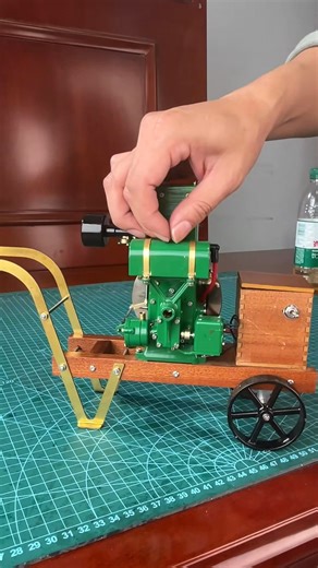 ✨ How to Startup RETROL & OKMO Lister D Engine Model #lister 🛠️ Engine Here: https://bit.ly/49PKAsu 🎁 Exclusive 100th Anniversary Gift!First 100 buyers get a custom Lister-themed fridge magnet – for EngineDIY fans only! 🔥 Flash Deal Alert!Early Bird Special: Save $150 on Automatic Version → Just $449.99!⏳ Only 1 week left! 🚚 Ships by end of Feb 2026 Grab yours now & own a piece of industrial legacy! 💪 #new #collection #engine #model #hobby | Enginediy.com