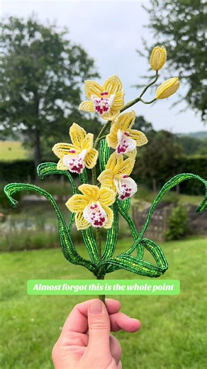 hannahthebeadedflorist on TikTok