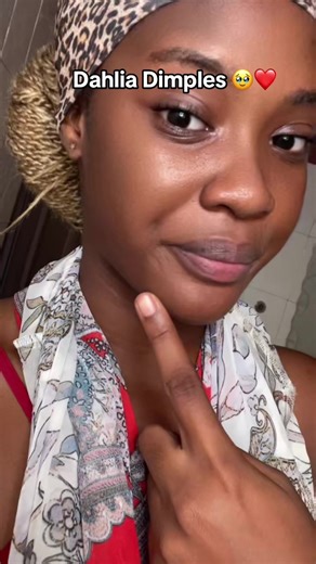 People mistaken Dahlia dimples for stress lines😂but there are different type of dimples. It might not be the regular dimple we all know but its a Dahlia dimple. Some people have noticed it in my videos though others haven’t and i have it at just one side. I also have a regular dimple at that same side but its light and hard to make out😜 #wabisabi #dahliadimples #blowthisup #fyp #fyppppppppppppppppppppppp