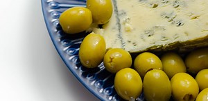 Taste depends on nature and nurture. Here are 7 ways you can learn to enjoy foods you don’t like