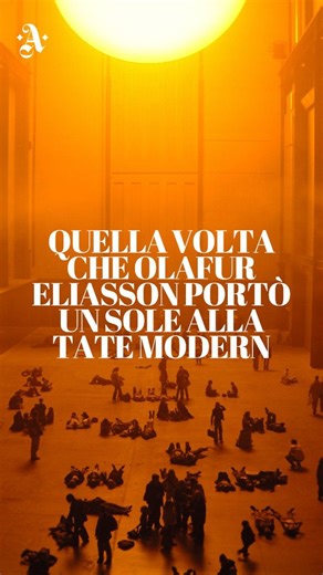 Artribune on Instagram: "Nel 2003 Olafur Eliasson trasformò la Tate Modern con "The Weather Project", un sole artificiale diventato simbolo di partecipazione e percezione collettiva. Vent’anni dopo, resta una delle opere più influenti del nostro tempo."