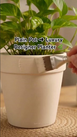 Budget-Friendly Pot Makeover | DIY Garden Decor🪴 #shorts #potpainting #painting #diy #art