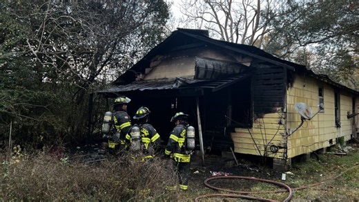 Unattended space heater causes Baton Rouge house fire