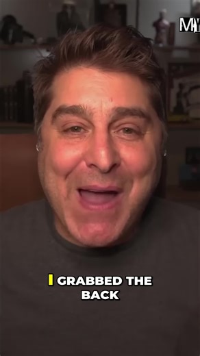 American Grabs Python, Australians Freak Out! #mythfits #podcast