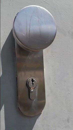 Türöffnung Schließzylinder richtig anbohren Schlüsseldienst Oldorf Lilienthal / Bremen