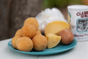 For cheese lovers, this is easy to make and everyone likes them. A nice cheese ball rolled by hand, and you can make them as big or as small as you want. Once it hits the oil and the smell spreads around the kitchen, your tummy will beg to try it immediately!🧀 #EatLikeALocal #BonaireCulinaryCapital #CulinaryCapitals #BonaireIsland #Bonaire | Bonaire Island