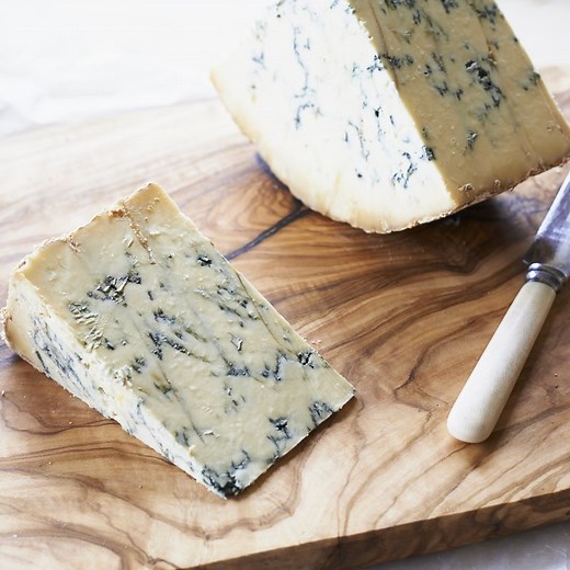 Stichelton cheese – a smooth rounded raw milk blue.