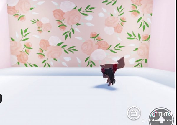 Swim or Sing for Mackenzie!💕 #aldc #swimorsink #solo #dancemoms