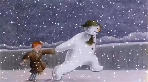 Amy Sedaris on Instagram: "🌙🌙 @flashback_rewind 📼 Flashback Rewind 1982 🇬🇧 “I’m walking in the air…” ❄️🎶 Few animated films capture the quiet magic of childhood like The Snowman (1982). Based on Raymond Briggs’ beloved book and directed by Dianne Jackson, this wordless British classic tells its story through gentle animation, emotion, and music. Without a single line of dialogue, it manages to say everything — about friendship, wonder, imagination, and the fleeting beauty of childhood mome
