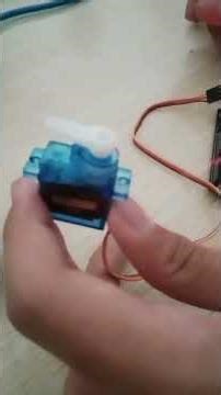 Membuat Motor Servo Menggunakan Arduino