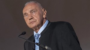 Először mutatta meg jóval fiatalabb párját a 83 éves Koncz Gábor: „Kata a társam. Kiszolgál, támogat, szeret”