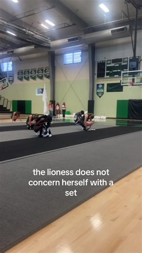 Embracing Confidence in Tucks: Personal Growth Journey