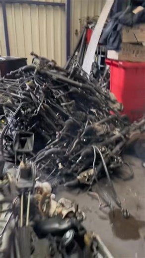 Export parts !! Gigant Autodemontage BV Fultonstraat 16 3133KH - Vlaardingen/Netherlands | Car Parts