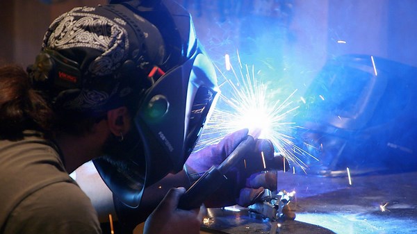 Forged in Fire Season 8 Episode 2 The Deadly Vajra-Mushti