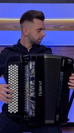 ACCORDIONMAN🪗 on Instagram: "I play digital accordion Roland Fr-8xb, one of many functions this accordion it’s play like real organ💪 So you can make sure in this video, where I play Bach’s Toccata in D minor. Full version as always on my YouTube channel."