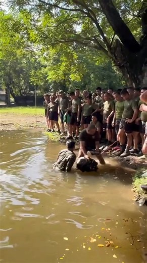 1.1M views · 28K reactions | Bago ang mga Trainee, Instructor muna! Demo for River Crossing! #AFPyoucanTRUST #LaangKawal #armyreservist #mbcmt #Mgvlog #hightlightseveryonefollowers2025 #fbreelsfypシ゚viralシ #viewers #follower fb page: MG | MG Vlog | Facebook