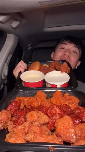Dave’s Hot Chicken NEW Ranch Sauces 🔥 Saucy Nuggets Mukbang ASMR #daveshotchickenuk #shorts #asmr