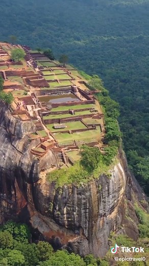 Exploring the Beauty of Sigiriya in Sri Lanka