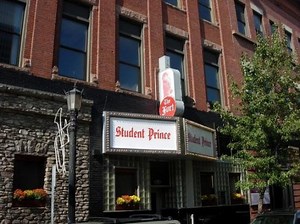 Longtime Student Prince Chef Cal Wood remembered for 30 years of local service