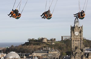 Edinburgh Christmas Market 2025 - Opening dates - hotels, best things to do