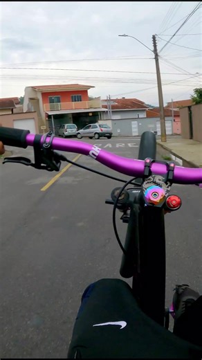 Primeiro role com a Hupi Naja 2025 #wheeling #wheelie #montadinha #mtb #grau #bike #244 #hupinaja