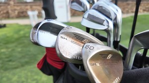 A look at Joseph Bramlett's Warriors-inspired wedges and irons with "Titleist" lead tape | GolfWRX.com