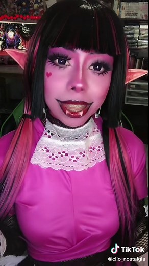Draculaura Halloween Cosplay Makeup Tutorial