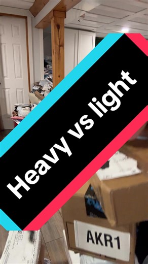 Heavy vs Light: Unboxing Competition Showdown