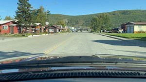 On my way north I stopped over for the night in Nenana. After breakfast, I did a quick tour around town. Did you know they have the Nenana Ice Classic you buy tickets to guess the day the river ice will break up? A classic Alaskan tradition 🤠 | Alaska Outdoors Television