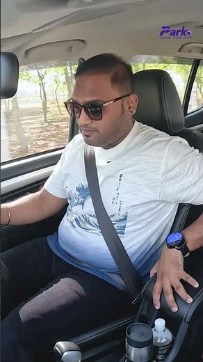 Discover the Isuzu MUX Interior Features In This Isuzu Review With Park+