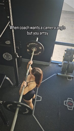 When Coach says get his angles right but you took ‘cinematography’ personally 🎬 Did you know our tripods are also selfie sticks? 😎📸 #JettsTaringa #GymLife #AnglesMatter #GymHumour #JettsFam | Jetts Taringa