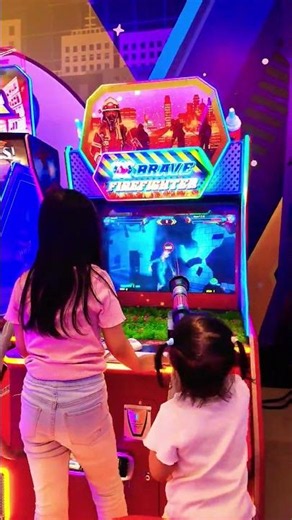 Super Exciting Brave Firefighter Arcade Game