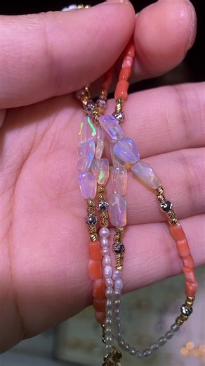 Opal and pearls #opal #pearl #necklace #giftguide #orientalpearl #newyear