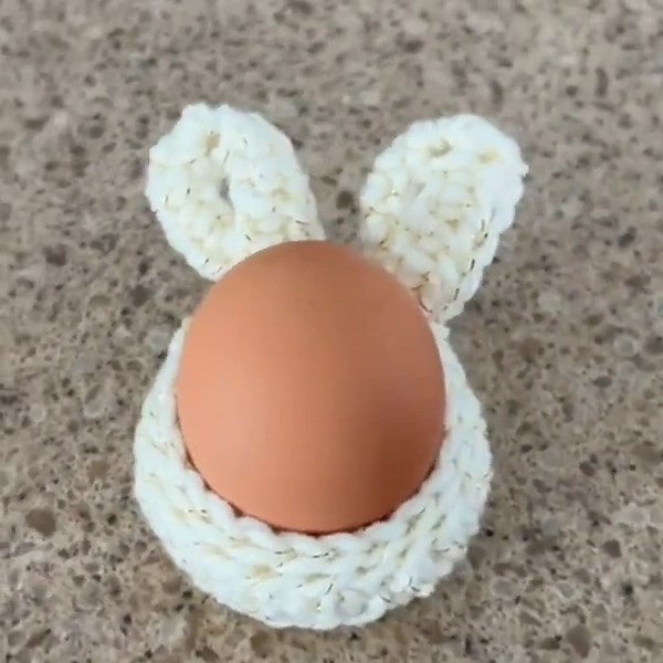 Crochet Egg Cozy • Easter Table Decor • Spring Basket Accessory • Handmade Egg Holder - Etsy