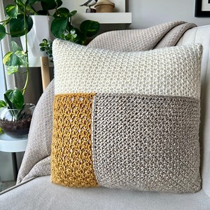 Crochet Pillow Pattern: the Devon (PDF Pattern in English) - Etsy