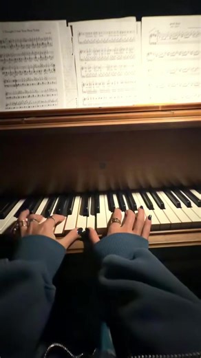 Beautiful Piano Cover of Coldplay's 'The Scientist'