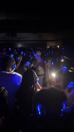 Silent Party: Enjoying the Night Without Noise